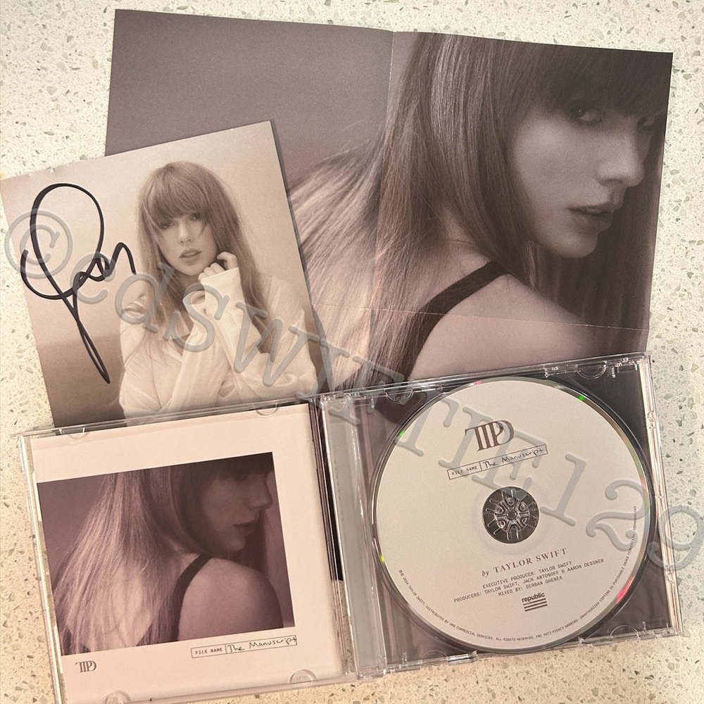 The Tortured Poets Department TTPD Taylor Swift AUTOGRAPHED SIGNED CD and poster